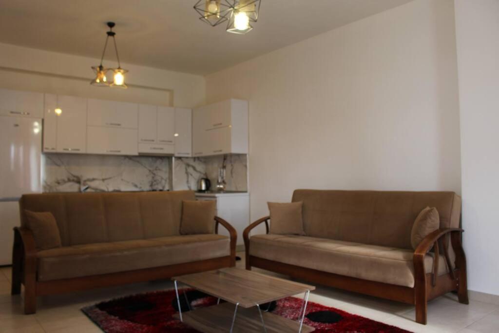 City Center Luxurious Apartment ชโคเดอร์ ภายนอก รูปภาพ